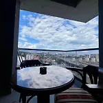 Апартаменты Lush Penthouses - Eluxory Apts *