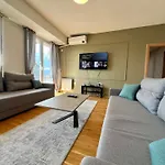 Lush Penthouses - Eluxory Apts Apartment