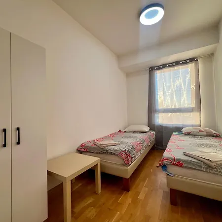 Lush Penthouses - Eluxory Apts شقة سكوبجي