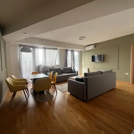 Lush Penthouses - Eluxory Apts * Skopje
