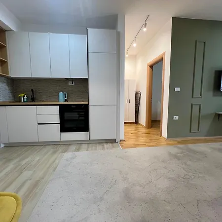 Lush Penthouses - Eluxory Apts Skopje