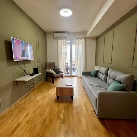شقة Lush Penthouses - Eluxory Apts *