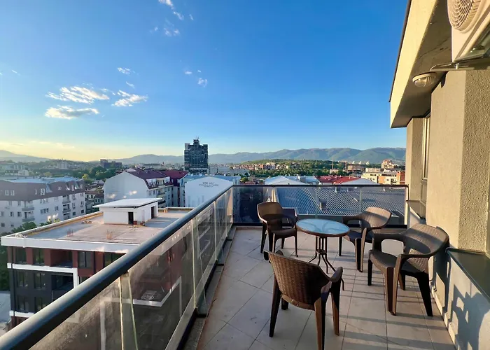 Lush Penthouses - Eluxory Apts Appartamento *