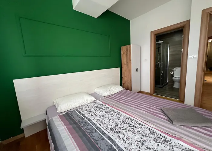 Apartment Lush Penthouses - Eluxory Apts