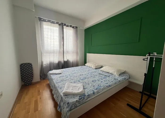Lush Penthouses - Eluxory Apts Apartment Skopje