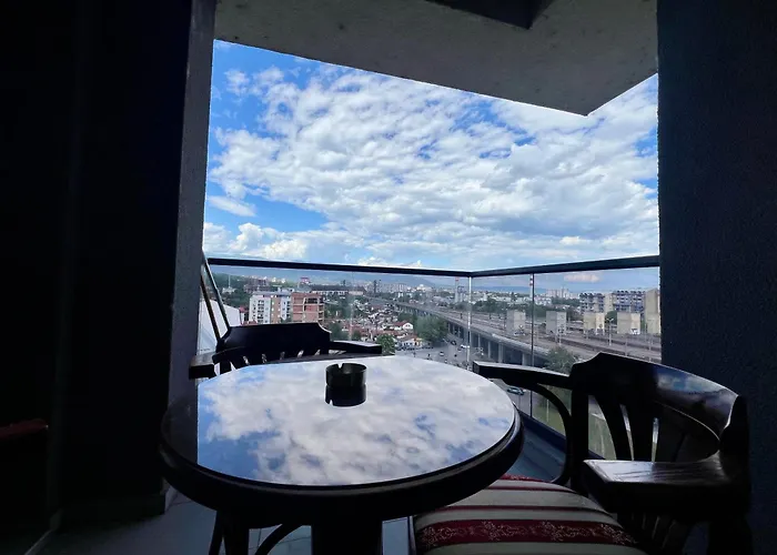 Apartment Lush Penthouses - Eluxory Apts *